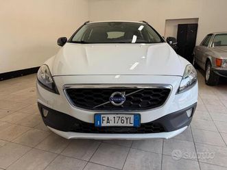 volvo v40 cross country d2 1.6 kinetic