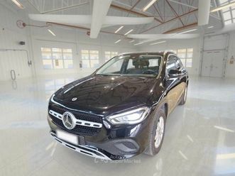 mercedes-benz classe gla gla 200 d automatic business extra crossover