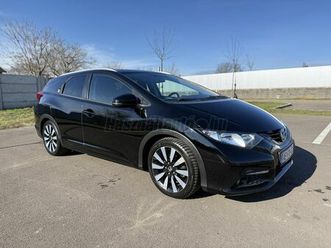 honda civic tourer 1.6 ctdi sport kamera! friss műszaki!