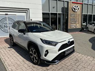 rav4 2.5 plug-in hybrid selection vip awd e-cvt vezetett sz.könyv. friss karbantartás. 2 év toyota garancia