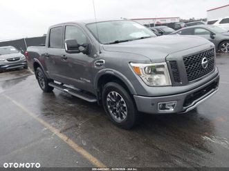 nissan titan