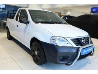 2021 nissan np200 1.6 a/c safety pack