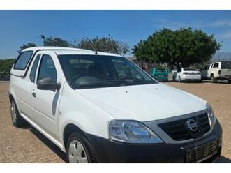 2022 nissan np200 1.6 a/c safety pack