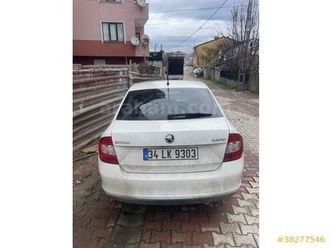 sahibinden skoda rapid 1.6 tdi ambition 2015 model i̇stanbul 260.000 km beyaz - 38277546 | arabam.com