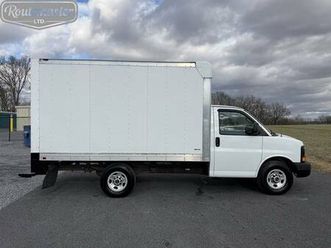 2016 gmc savana 3500 cutaway 12’ box straight truck, 83k miles