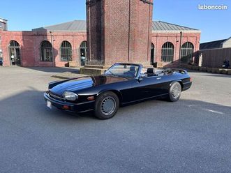 jaguar xjs cabriolet 6.0 v12 304cv noire