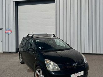 toyota corolla verso vente pour professionnel uniquement