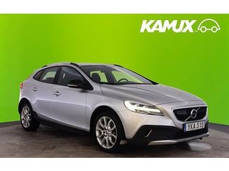 volvo v40 cross country d3 momentum gps b-kam värm keyless adp farth