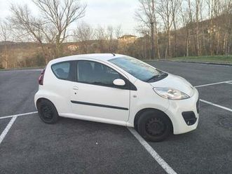 peugeot 107 1.0i active