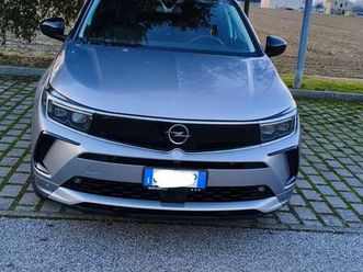 grandland i 2022 1.5 ecotec business elegance s