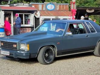 ford ltd ii v8