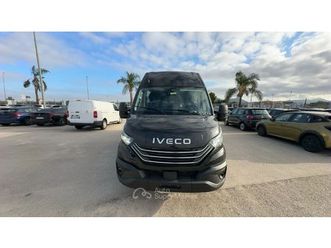 iveco daily 35s18 d.cab 6posti 3.0d 176cv auto daily 35s18 d.cab 6posti 3.0d 176cv auto