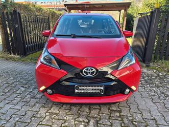 toyota aygo 1.0 vvt-i 69 cv 5 porte x-play