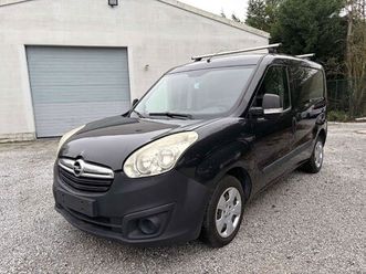 opel combo 1.6cdti *defekte motor*moteur cassé*engine broken*
