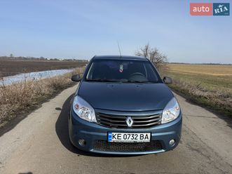 renault sandero 2011