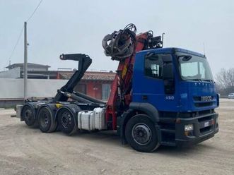 other iveco stralis 260.450 scarrabile con gru