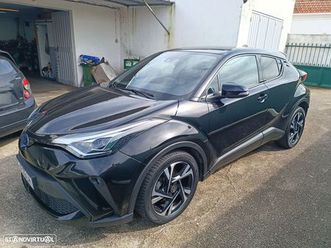 toyota c-hr 1.8 hybrid square collection