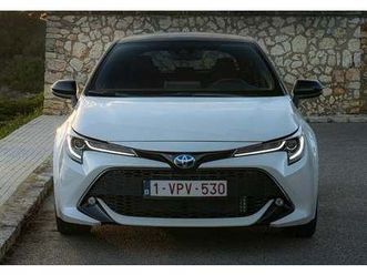 corolla sedán 140h style