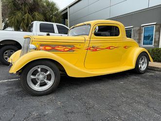1934 ford 3 window