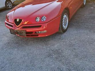 alfa romeo spider