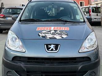 peugeot 1007 1.4 benzina 73 cv