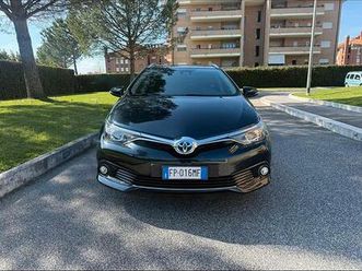 toyota auris 1.8 hybrid 2018 sport