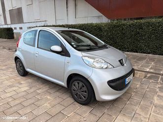 peugeot 107 1.0 urban