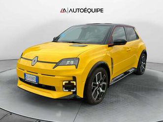 renault renault 5 iconic cinq comfort range 150cv del 2024 usata a roma