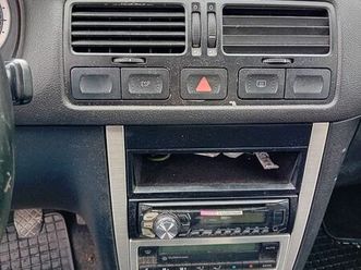 vand vw bora 1,6 benzina 2002 bucuresti sectorul 2