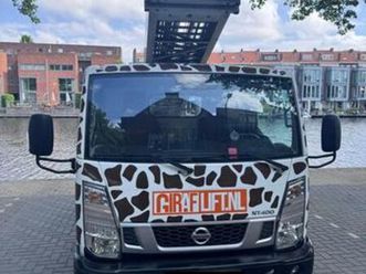 ② lift nissan nt400 — camionnettes & utilitaires — 2ememain