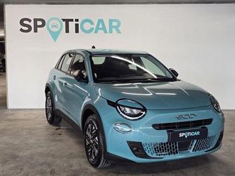 fiat 600 e-hybrid icon e-dct6 essence de 2025 sur aartselaar (2630) | spoticar
