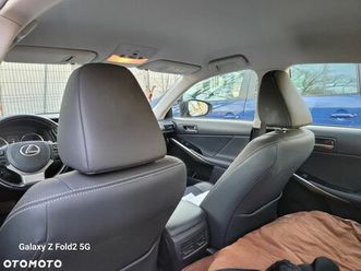 lexus is 200t / 300 elegance