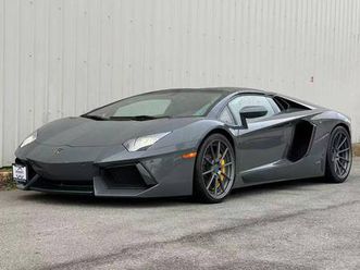 2014 lamborghini aventador roadster. local bc vehicle. no accident. su