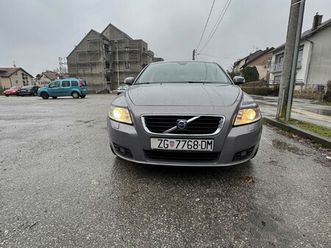 volvo v50 2.4 kinetic