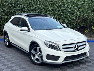 gla180 amg-line 1.6 * huge spec * // tilt & slide opening pan roof // leather powered & heated seats // reverse camera