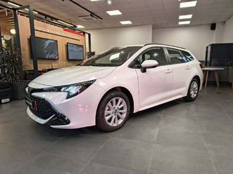 toyota corolla touring sports active 2.0 hybrid tyre nuova a catanzaro