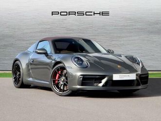 3.0t 992 4 gts targa pdk 4wd euro 6 (start/stop) 2dr