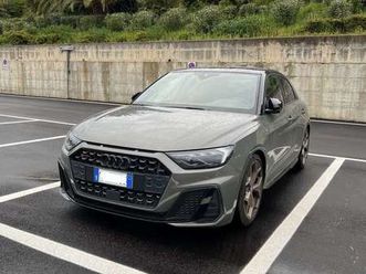 sportback 40 2.0 tfsi identity black 200cv s-tronic