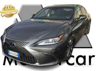 lexus es 300 es 300h 2.5 business cvt - fw006aw
