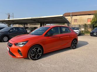 vettura del mercato italiano