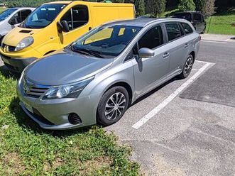 toyota avensis