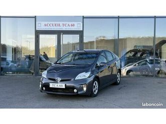 toyota prius rechargeable 136h dynamic