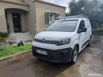 citroen berlingo van driver