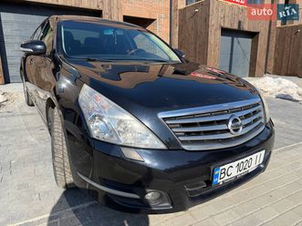 nissan teana 2010