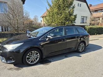 toyota avensis touring sports 2.0 d-4d active trend+
