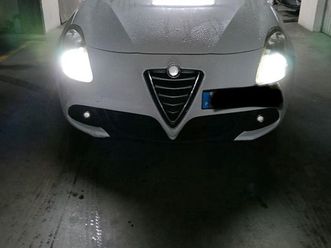 alfa romeo giulietta veloce setembro/10