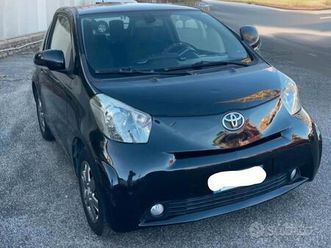 toyota iq automatica