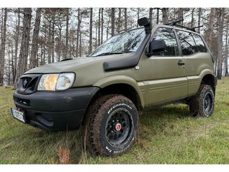 nissan terrano 2.4 бензин/газ | къса база | цена до 8 март