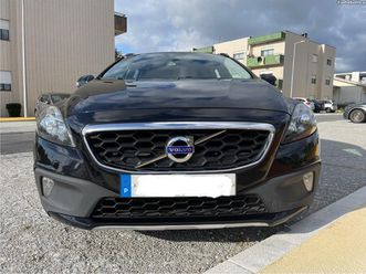 volvo v40 cross country abril/15