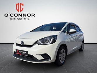 pure white, pure efficiency — the hybrid that smiles back at you every time you start it